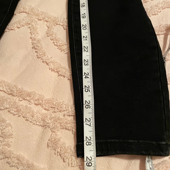 Embellished Pocket Stretch Denim Jeans - Picture 5 of 8